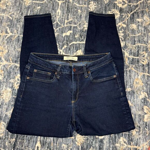 Gap Mid Rise Curvy True Skinny Jeans in Dark Rinsed Denim - Picture 3 of 7